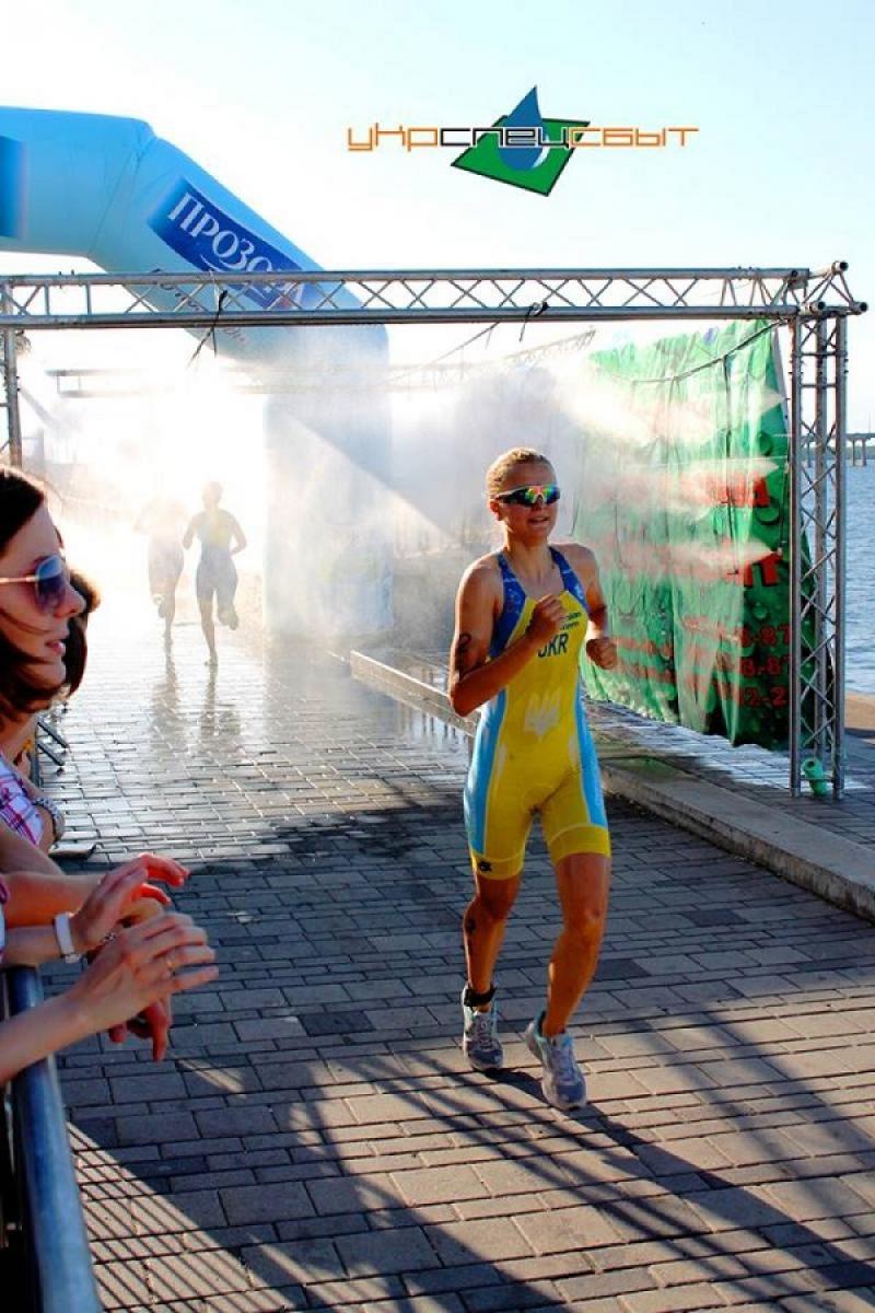 2014 р. Дніпро, відкритий чемпіонат України з тріатлону Дивитися фото чи відео